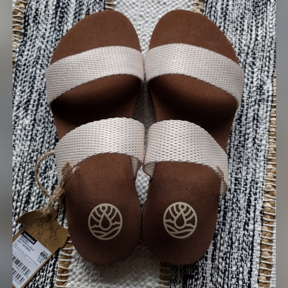 Freewaters Supreme La Jolla - Women's Sandal - Picture 2 of 8